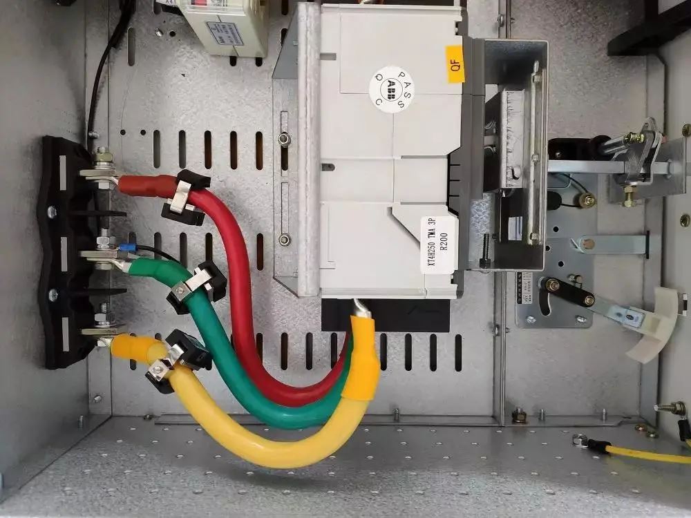 Aplicación del dispositivo de control de temperatura inalámbrico Acrel en Rusia